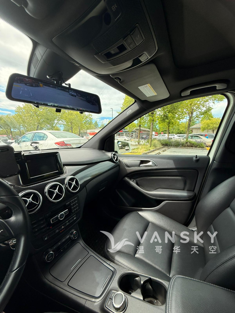 251026003448_front interior .jpeg